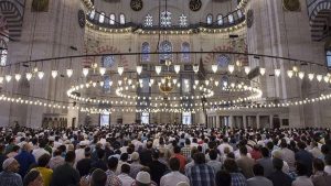 Diyanet açıkladı: 27 Mayıs Kurban Bayramı için il il namaz saatleri
