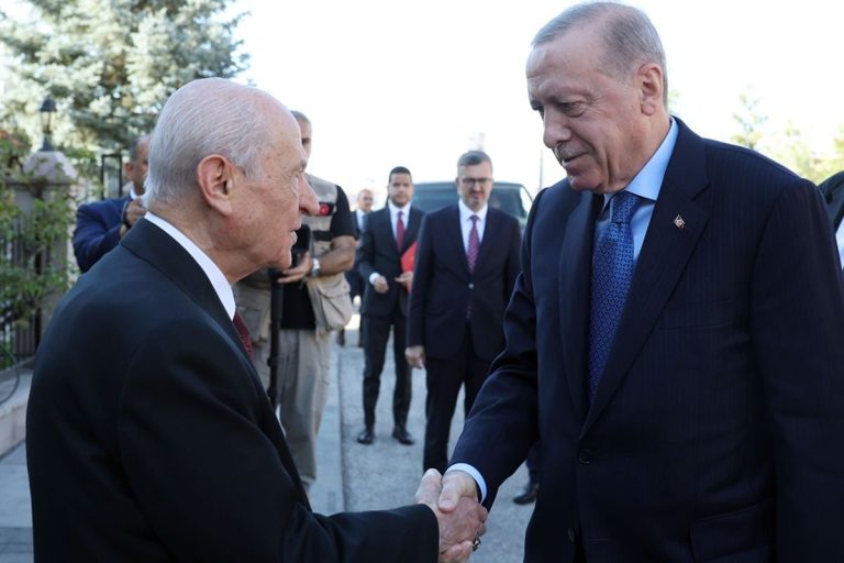 Erdoğan ile Bahçeli Beştepe’de görüştü: Gündemde iç ve dış gelişmeler vardı