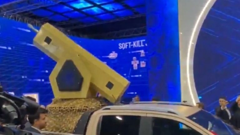 MKE, ENFAL-17 güdümlü roketini SAHA 2026 fuarında tanıttı